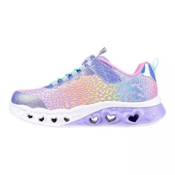 BRAND NEW girl youth skechers flutter hearts light up shoes size 2Y (lights up) - Picture 4 of 9